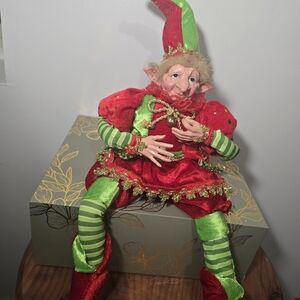 Poseable Elf Figurine in Red and Green